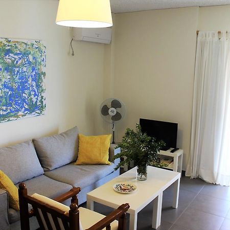 Apartment Sea View In Front Of The Beach Of Agia Marina Porto Rafti Ngoại thất bức ảnh