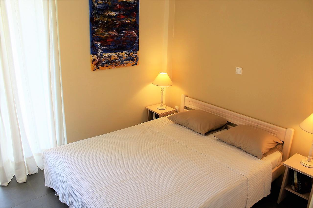 Apartment Sea View In Front Of The Beach Of Agia Marina Porto Rafti Ngoại thất bức ảnh