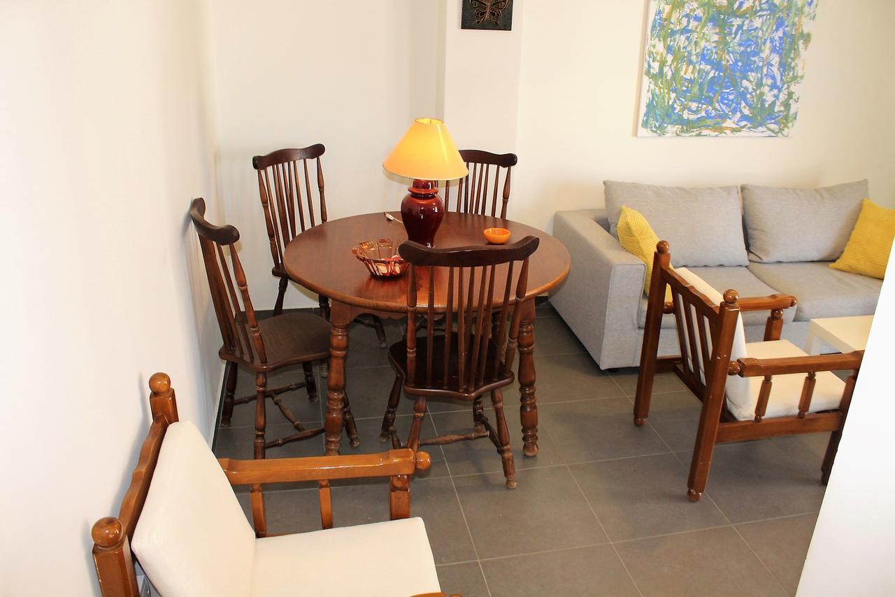 Apartment Sea View In Front Of The Beach Of Agia Marina Porto Rafti Ngoại thất bức ảnh